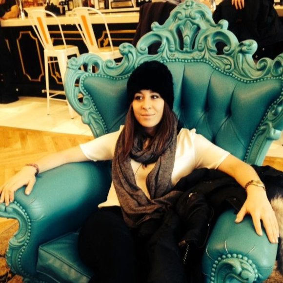 Meet the Posher Other - Meet your Posher, Caitlin